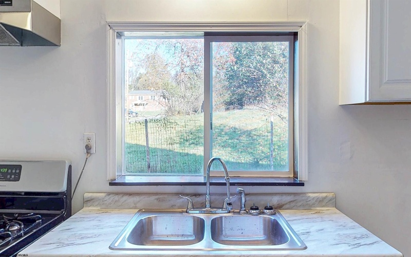 324 Garret Avenue, Fairmont, West Virginia 26554, 2 Bedrooms Bedrooms, 5 Rooms Rooms,1 BathroomBathrooms,Single Family Detached,For Sale,Garret,10162256 324 Garret Avenue, Fairmont, West Virginia 26554, 2 Bedrooms Bedrooms, 5 Rooms Rooms,1 BathroomBathrooms,Single Family Detached,For Sale,Garret,10162256