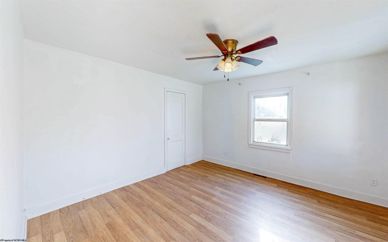 324 Garret Avenue, Fairmont, West Virginia 26554, 2 Bedrooms Bedrooms, 5 Rooms Rooms,1 BathroomBathrooms,Single Family Detached,For Sale,Garret,10162256 324 Garret Avenue, Fairmont, West Virginia 26554, 2 Bedrooms Bedrooms, 5 Rooms Rooms,1 BathroomBathrooms,Single Family Detached,For Sale,Garret,10162256