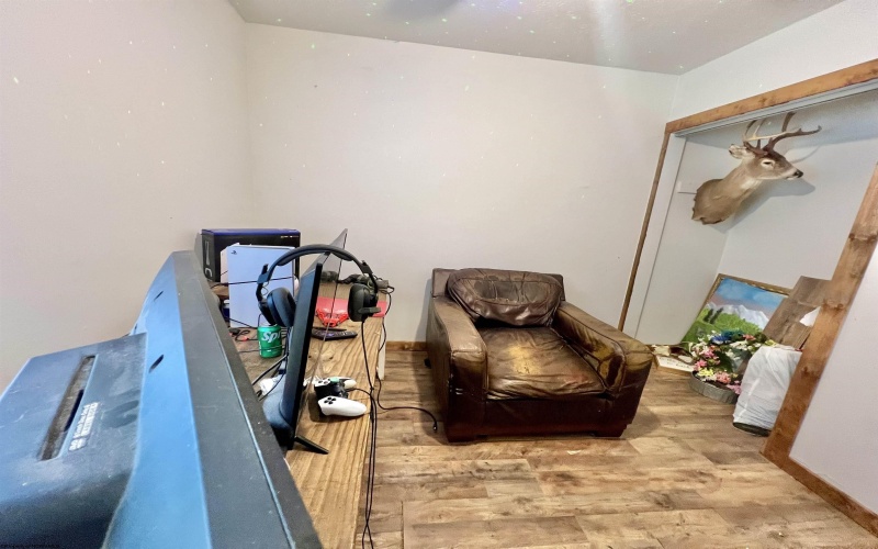 549 Cody Lane, Weston, West Virginia 26452, 3 Bedrooms Bedrooms, 8 Rooms Rooms,1 BathroomBathrooms,Single Family Detached,For Sale,Cody,10160560