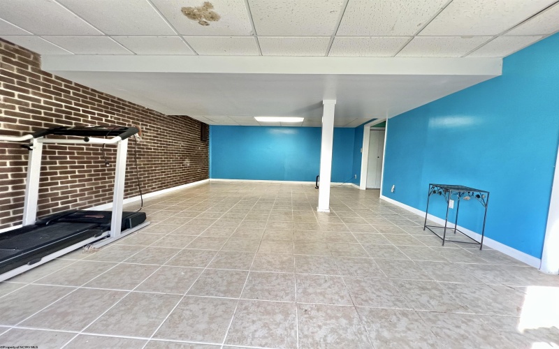 549 Cody Lane, Weston, West Virginia 26452, 3 Bedrooms Bedrooms, 8 Rooms Rooms,1 BathroomBathrooms,Single Family Detached,For Sale,Cody,10160560