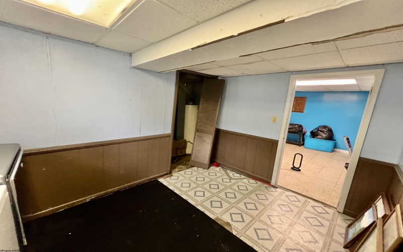 549 Cody Lane, Weston, West Virginia 26452, 3 Bedrooms Bedrooms, 8 Rooms Rooms,1 BathroomBathrooms,Single Family Detached,For Sale,Cody,10160560