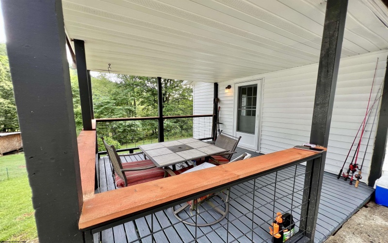 549 Cody Lane, Weston, West Virginia 26452, 3 Bedrooms Bedrooms, 8 Rooms Rooms,1 BathroomBathrooms,Single Family Detached,For Sale,Cody,10160560