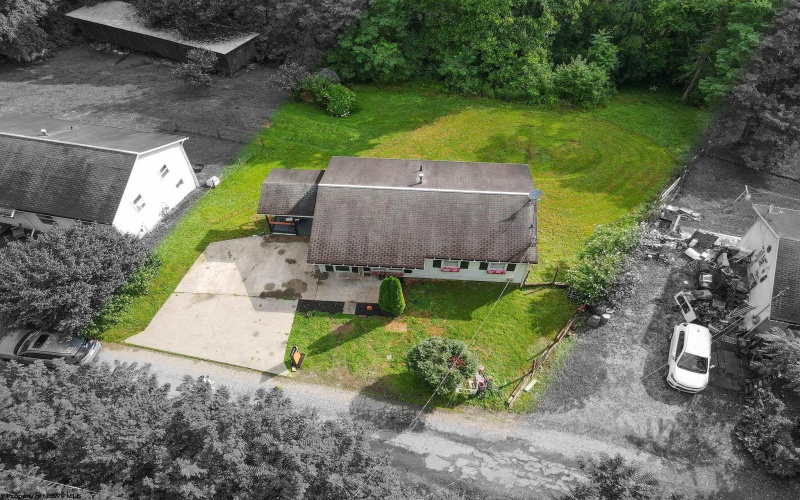 549 Cody Lane, Weston, West Virginia 26452, 3 Bedrooms Bedrooms, 8 Rooms Rooms,1 BathroomBathrooms,Single Family Detached,For Sale,Cody,10160560