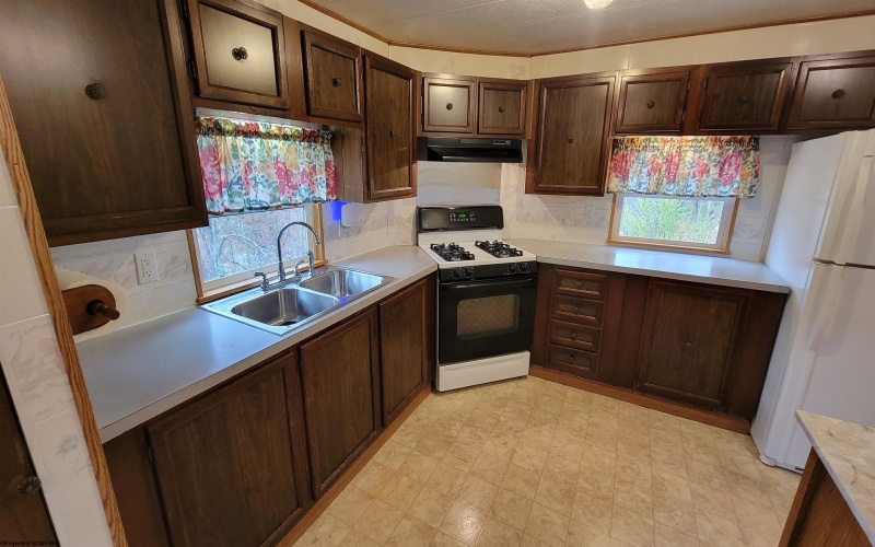 413 Main Street, Mannington, West Virginia 26582, 3 Bedrooms Bedrooms, 5 Rooms Rooms,2 BathroomsBathrooms,Single Family Detached,For Sale,Main,10162258 413 Main Street, Mannington, West Virginia 26582, 3 Bedrooms Bedrooms, 5 Rooms Rooms,2 BathroomsBathrooms,Single Family Detached,For Sale,Main,10162258