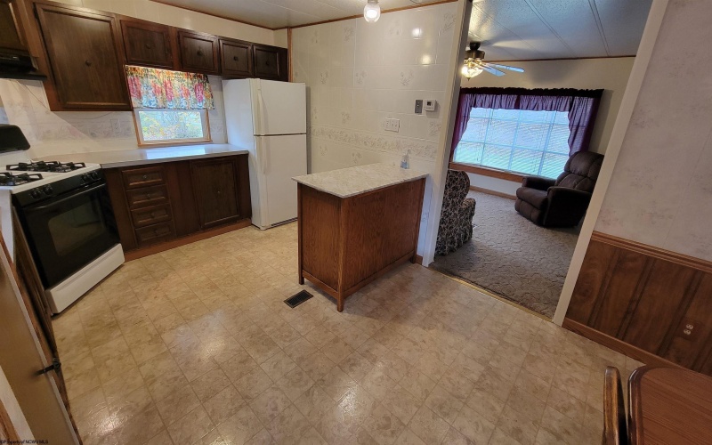 413 Main Street, Mannington, West Virginia 26582, 3 Bedrooms Bedrooms, 5 Rooms Rooms,2 BathroomsBathrooms,Single Family Detached,For Sale,Main,10162258 413 Main Street, Mannington, West Virginia 26582, 3 Bedrooms Bedrooms, 5 Rooms Rooms,2 BathroomsBathrooms,Single Family Detached,For Sale,Main,10162258