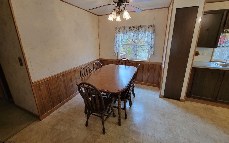 413 Main Street, Mannington, West Virginia 26582, 3 Bedrooms Bedrooms, 5 Rooms Rooms,2 BathroomsBathrooms,Single Family Detached,For Sale,Main,10162258 413 Main Street, Mannington, West Virginia 26582, 3 Bedrooms Bedrooms, 5 Rooms Rooms,2 BathroomsBathrooms,Single Family Detached,For Sale,Main,10162258