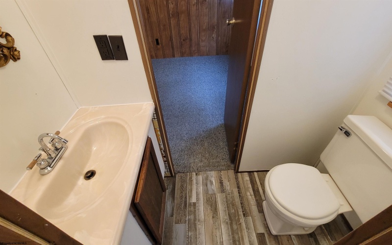 413 Main Street, Mannington, West Virginia 26582, 3 Bedrooms Bedrooms, 5 Rooms Rooms,2 BathroomsBathrooms,Single Family Detached,For Sale,Main,10162258 413 Main Street, Mannington, West Virginia 26582, 3 Bedrooms Bedrooms, 5 Rooms Rooms,2 BathroomsBathrooms,Single Family Detached,For Sale,Main,10162258