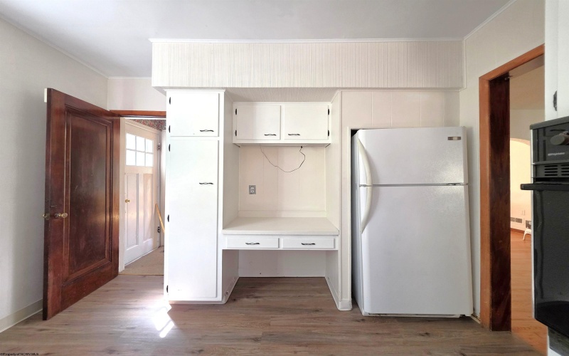 1231 College Park, Fairmont, West Virginia 26554, 4 Bedrooms Bedrooms, 7 Rooms Rooms,2 BathroomsBathrooms,Single Family Detached,For Sale,College,10162266