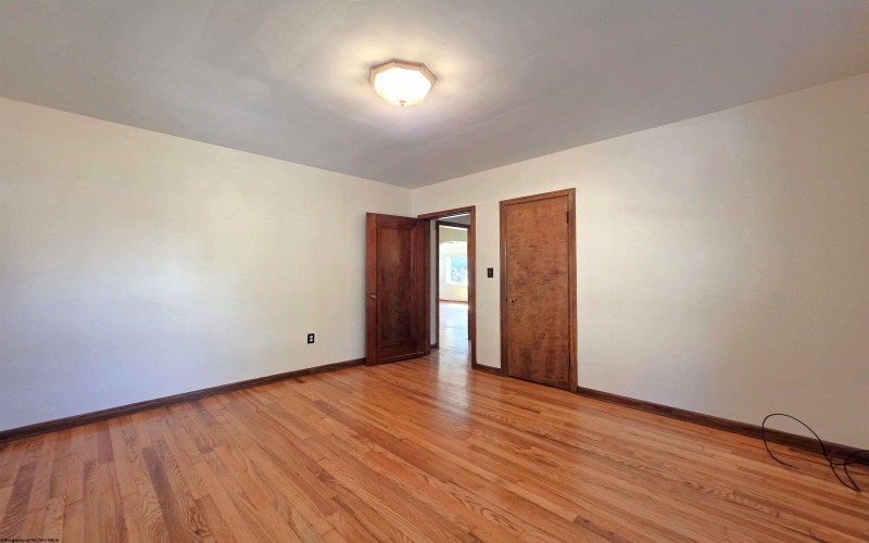 1231 College Park, Fairmont, West Virginia 26554, 4 Bedrooms Bedrooms, 7 Rooms Rooms,2 BathroomsBathrooms,Single Family Detached,For Sale,College,10162266