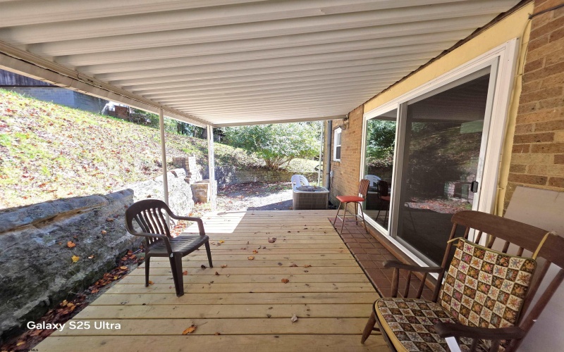 1231 College Park, Fairmont, West Virginia 26554, 4 Bedrooms Bedrooms, 7 Rooms Rooms,2 BathroomsBathrooms,Single Family Detached,For Sale,College,10162266