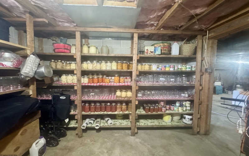 3462 MARQUESS Road, Tunnelton, West Virginia 26444, 3 Bedrooms Bedrooms, 5 Rooms Rooms,1 BathroomBathrooms,Single Family Detached,For Sale,MARQUESS,10162260