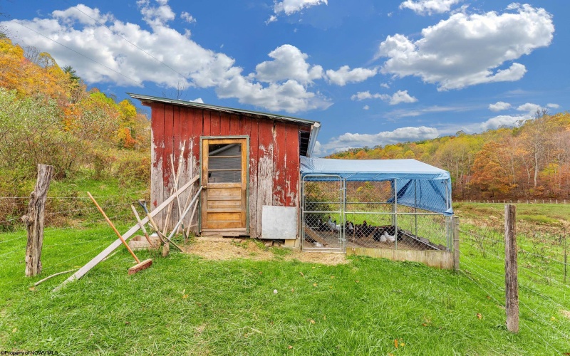 3462 MARQUESS Road, Tunnelton, West Virginia 26444, 3 Bedrooms Bedrooms, 5 Rooms Rooms,1 BathroomBathrooms,Single Family Detached,For Sale,MARQUESS,10162260