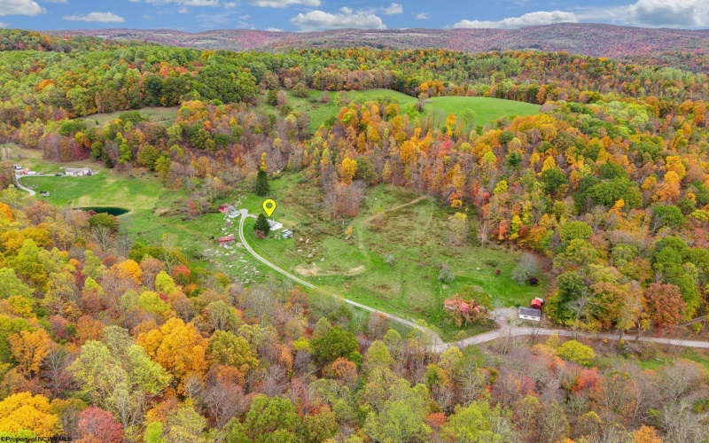 3462 MARQUESS Road, Tunnelton, West Virginia 26444, 3 Bedrooms Bedrooms, 5 Rooms Rooms,1 BathroomBathrooms,Single Family Detached,For Sale,MARQUESS,10162260