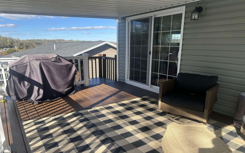 249 Woodbury Drive, Fairmont, West Virginia 26554, 3 Bedrooms Bedrooms, 7 Rooms Rooms,2 BathroomsBathrooms,Single Family Detached,For Sale,Woodbury,10162259