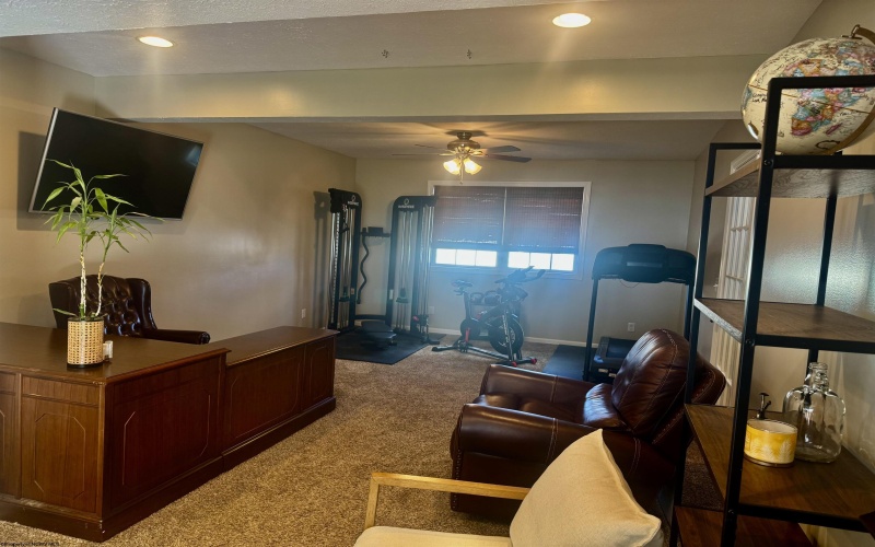 249 Woodbury Drive, Fairmont, West Virginia 26554, 3 Bedrooms Bedrooms, 7 Rooms Rooms,2 BathroomsBathrooms,Single Family Detached,For Sale,Woodbury,10162259