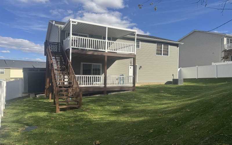 249 Woodbury Drive, Fairmont, West Virginia 26554, 3 Bedrooms Bedrooms, 7 Rooms Rooms,2 BathroomsBathrooms,Single Family Detached,For Sale,Woodbury,10162259