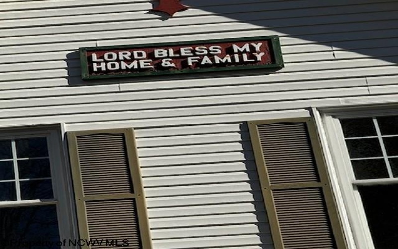 65 Virginia Avenue, Salem, West Virginia 26426, 3 Bedrooms Bedrooms, 7 Rooms Rooms,1 BathroomBathrooms,Single Family Detached,For Sale,Virginia,10157213 65 Virginia Avenue, Salem, West Virginia 26426, 3 Bedrooms Bedrooms, 7 Rooms Rooms,1 BathroomBathrooms,Single Family Detached,For Sale,Virginia,10157213