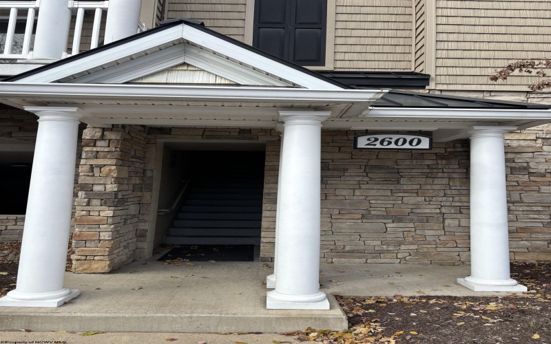 2635 Suncrest Village, Morgantown, West Virginia 26505, 1 Bedroom Bedrooms, 3 Rooms Rooms,1 BathroomBathrooms,Single Family Attached,For Sale,Suncrest,10162286 2635 Suncrest Village, Morgantown, West Virginia 26505, 1 Bedroom Bedrooms, 3 Rooms Rooms,1 BathroomBathrooms,Single Family Attached,For Sale,Suncrest,10162286