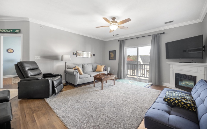 2635 Suncrest Village, Morgantown, West Virginia 26505, 1 Bedroom Bedrooms, 3 Rooms Rooms,1 BathroomBathrooms,Single Family Attached,For Sale,Suncrest,10162286 2635 Suncrest Village, Morgantown, West Virginia 26505, 1 Bedroom Bedrooms, 3 Rooms Rooms,1 BathroomBathrooms,Single Family Attached,For Sale,Suncrest,10162286