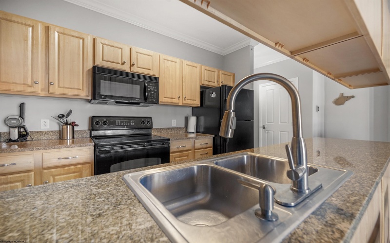 2635 Suncrest Village, Morgantown, West Virginia 26505, 1 Bedroom Bedrooms, 3 Rooms Rooms,1 BathroomBathrooms,Single Family Attached,For Sale,Suncrest,10162286 2635 Suncrest Village, Morgantown, West Virginia 26505, 1 Bedroom Bedrooms, 3 Rooms Rooms,1 BathroomBathrooms,Single Family Attached,For Sale,Suncrest,10162286