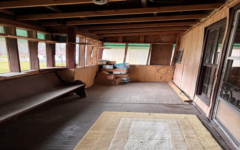 195 Railroad Street, Hambleton, West Virginia 26269, 3 Bedrooms Bedrooms, 6 Rooms Rooms,1 BathroomBathrooms,Single Family Detached,For Sale,Railroad,10162268