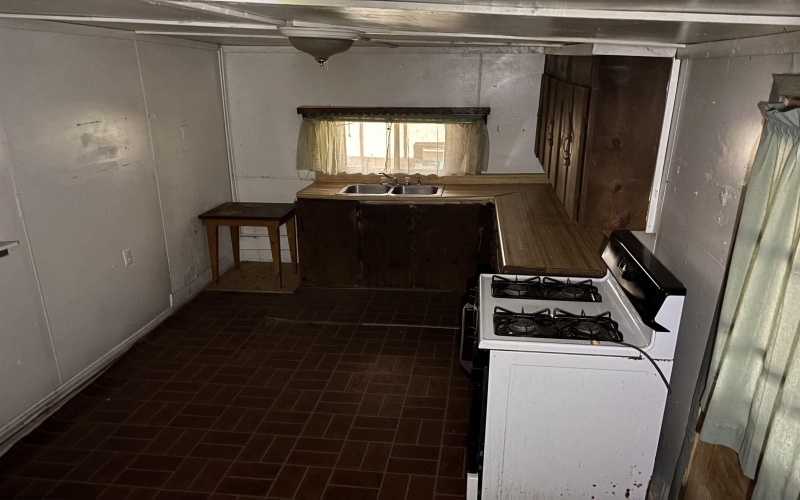 195 Railroad Street, Hambleton, West Virginia 26269, 3 Bedrooms Bedrooms, 6 Rooms Rooms,1 BathroomBathrooms,Single Family Detached,For Sale,Railroad,10162268