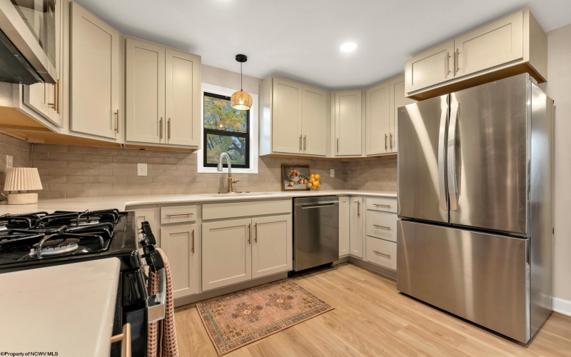 11 Park Avenue, Morgantown, West Virginia 26501, 3 Bedrooms Bedrooms, 6 Rooms Rooms,2 BathroomsBathrooms,Single Family Detached,For Sale,Park,10162275 11 Park Avenue, Morgantown, West Virginia 26501, 3 Bedrooms Bedrooms, 6 Rooms Rooms,2 BathroomsBathrooms,Single Family Detached,For Sale,Park,10162275