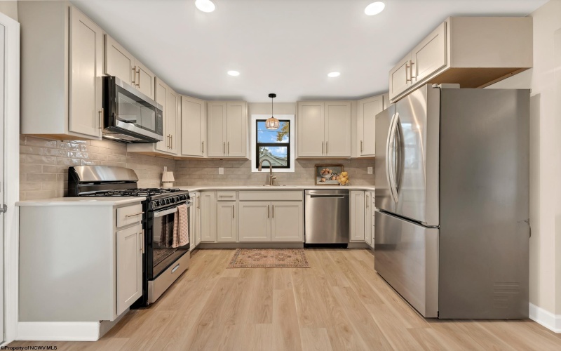 11 Park Avenue, Morgantown, West Virginia 26501, 3 Bedrooms Bedrooms, 6 Rooms Rooms,2 BathroomsBathrooms,Single Family Detached,For Sale,Park,10162275 11 Park Avenue, Morgantown, West Virginia 26501, 3 Bedrooms Bedrooms, 6 Rooms Rooms,2 BathroomsBathrooms,Single Family Detached,For Sale,Park,10162275