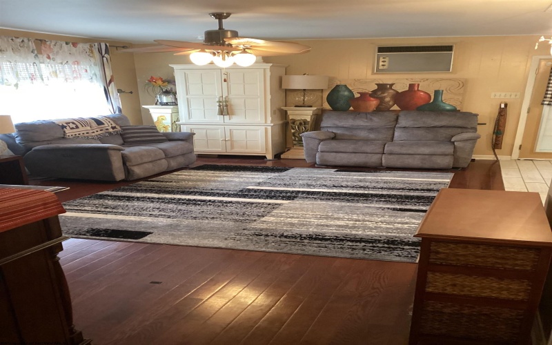 1133 Village Way, Fairmont, West Virginia 26554, 3 Bedrooms Bedrooms, 7 Rooms Rooms,2 BathroomsBathrooms,Single Family Detached,For Sale,Village,10162273