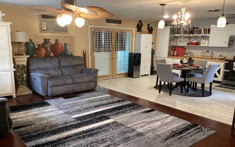 1133 Village Way, Fairmont, West Virginia 26554, 3 Bedrooms Bedrooms, 7 Rooms Rooms,2 BathroomsBathrooms,Single Family Detached,For Sale,Village,10162273