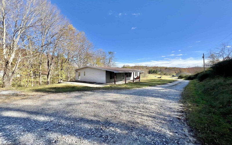284 Pointe Drive, Buckhannon, West Virginia 26201, 2 Bedrooms Bedrooms, 6 Rooms Rooms,2 BathroomsBathrooms,Single Family Detached,For Sale,Pointe,10162216 284 Pointe Drive, Buckhannon, West Virginia 26201, 2 Bedrooms Bedrooms, 6 Rooms Rooms,2 BathroomsBathrooms,Single Family Detached,For Sale,Pointe,10162216