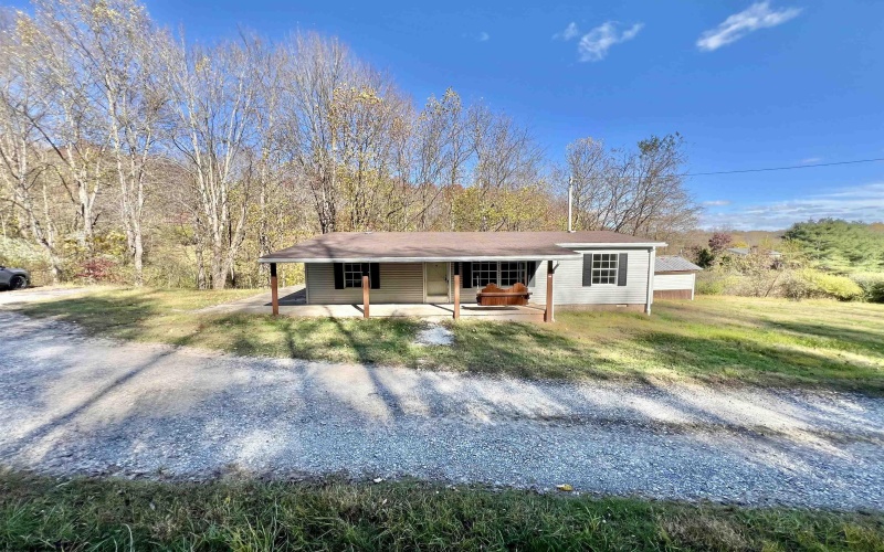 284 Pointe Drive, Buckhannon, West Virginia 26201, 2 Bedrooms Bedrooms, 6 Rooms Rooms,2 BathroomsBathrooms,Single Family Detached,For Sale,Pointe,10162216 284 Pointe Drive, Buckhannon, West Virginia 26201, 2 Bedrooms Bedrooms, 6 Rooms Rooms,2 BathroomsBathrooms,Single Family Detached,For Sale,Pointe,10162216