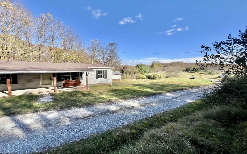 284 Pointe Drive, Buckhannon, West Virginia 26201, 2 Bedrooms Bedrooms, 6 Rooms Rooms,2 BathroomsBathrooms,Single Family Detached,For Sale,Pointe,10162216 284 Pointe Drive, Buckhannon, West Virginia 26201, 2 Bedrooms Bedrooms, 6 Rooms Rooms,2 BathroomsBathrooms,Single Family Detached,For Sale,Pointe,10162216