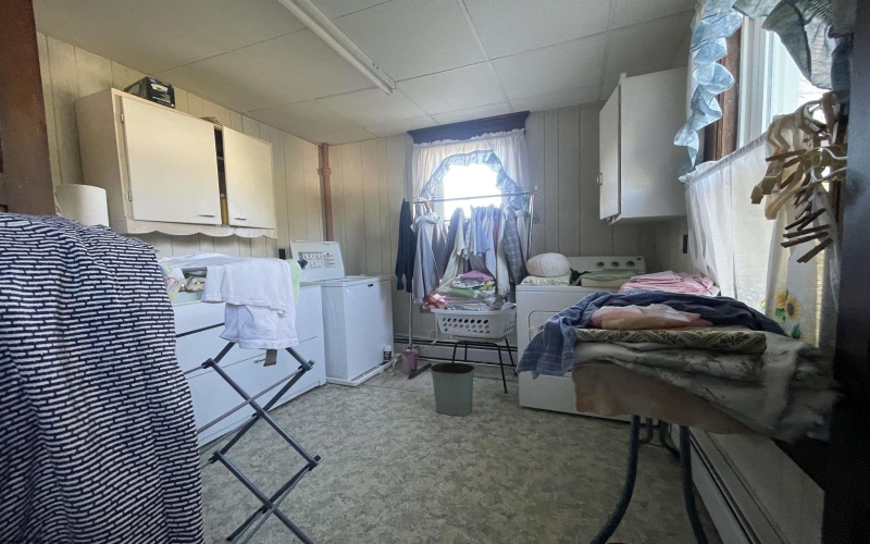 62 Florida Street, Buckhannon, West Virginia 26201, 4 Bedrooms Bedrooms, 10 Rooms Rooms,2 BathroomsBathrooms,Single Family Detached,For Sale,Florida,10162269