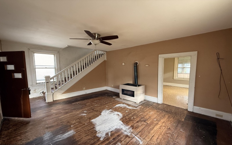 935 Kerens Avenue, Elkins, West Virginia 26241, 3 Bedrooms Bedrooms, 7 Rooms Rooms,1 BathroomBathrooms,Single Family Detached,For Sale,Kerens,10162272