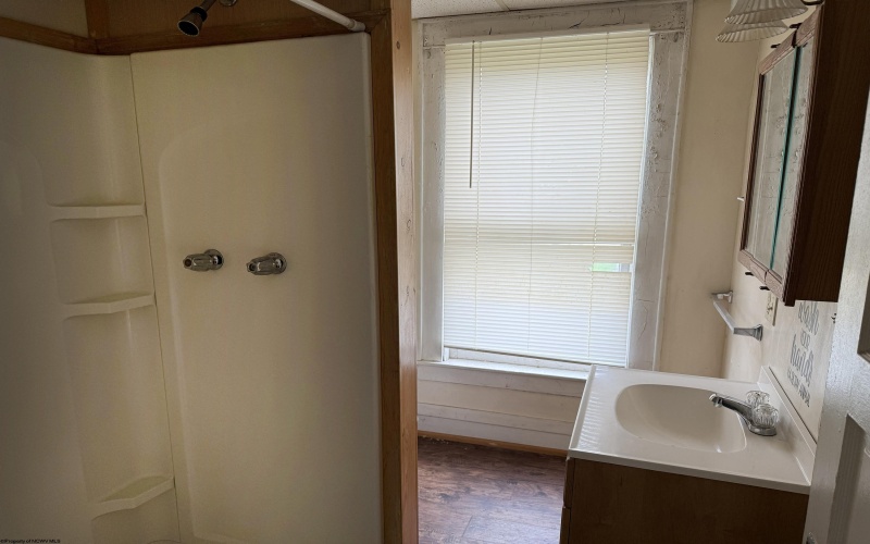 935 Kerens Avenue, Elkins, West Virginia 26241, 3 Bedrooms Bedrooms, 7 Rooms Rooms,1 BathroomBathrooms,Single Family Detached,For Sale,Kerens,10162272