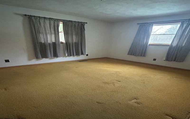 6801 Heaston Ridge Road, Rock Cave, West Virginia 26234, 4 Bedrooms Bedrooms, 7 Rooms Rooms,1 BathroomBathrooms,Single Family Detached,For Sale,Heaston Ridge,10162271 6801 Heaston Ridge Road, Rock Cave, West Virginia 26234, 4 Bedrooms Bedrooms, 7 Rooms Rooms,1 BathroomBathrooms,Single Family Detached,For Sale,Heaston Ridge,10162271