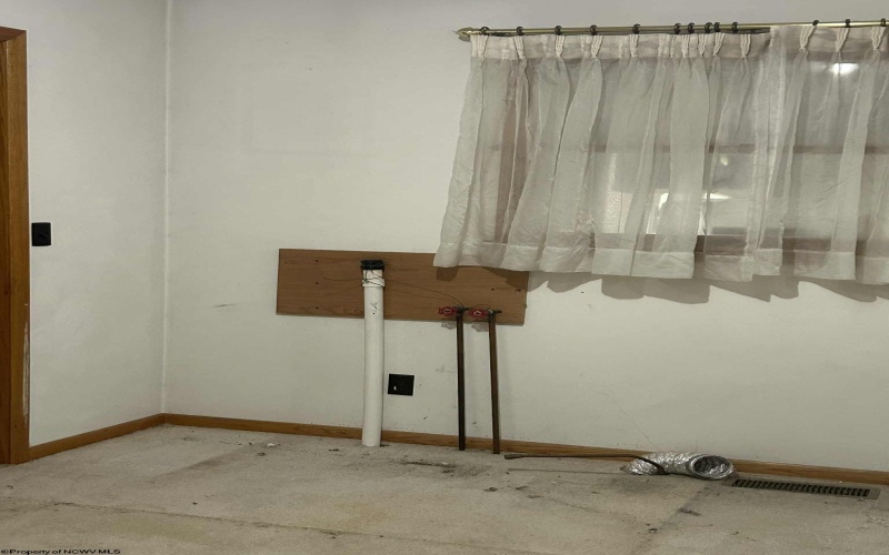 6801 Heaston Ridge Road, Rock Cave, West Virginia 26234, 4 Bedrooms Bedrooms, 7 Rooms Rooms,1 BathroomBathrooms,Single Family Detached,For Sale,Heaston Ridge,10162271 6801 Heaston Ridge Road, Rock Cave, West Virginia 26234, 4 Bedrooms Bedrooms, 7 Rooms Rooms,1 BathroomBathrooms,Single Family Detached,For Sale,Heaston Ridge,10162271