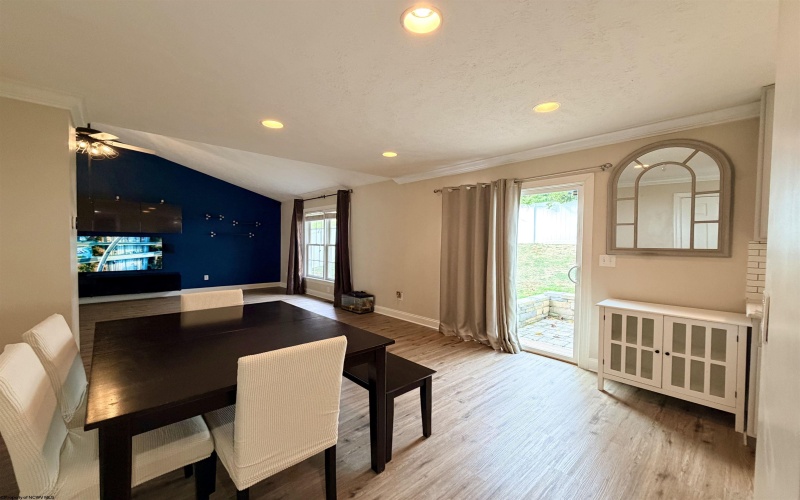 105 Ruidosa Lane, Morgantown, West Virginia 26508, 3 Bedrooms Bedrooms, 8 Rooms Rooms,2 BathroomsBathrooms,Single Family Detached,For Sale,Ruidosa,10162285