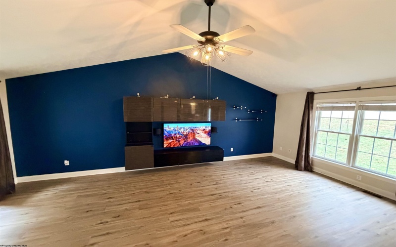 105 Ruidosa Lane, Morgantown, West Virginia 26508, 3 Bedrooms Bedrooms, 8 Rooms Rooms,2 BathroomsBathrooms,Single Family Detached,For Sale,Ruidosa,10162285