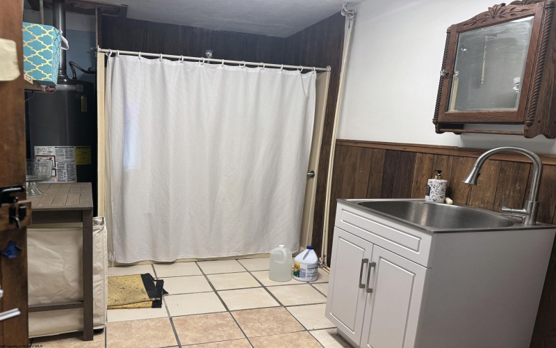 1256 Four H Camp Road, Morgantown, West Virginia 26508, 2 Bedrooms Bedrooms, 8 Rooms Rooms,2 BathroomsBathrooms,Single Family Detached,For Sale,Four H Camp,10162287 1256 Four H Camp Road, Morgantown, West Virginia 26508, 2 Bedrooms Bedrooms, 8 Rooms Rooms,2 BathroomsBathrooms,Single Family Detached,For Sale,Four H Camp,10162287