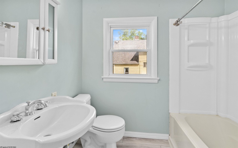 28 West Street, Westover, West Virginia 26501, 3 Bedrooms Bedrooms, 6 Rooms Rooms,1 BathroomBathrooms,Single Family Detached,For Sale,West,10159353