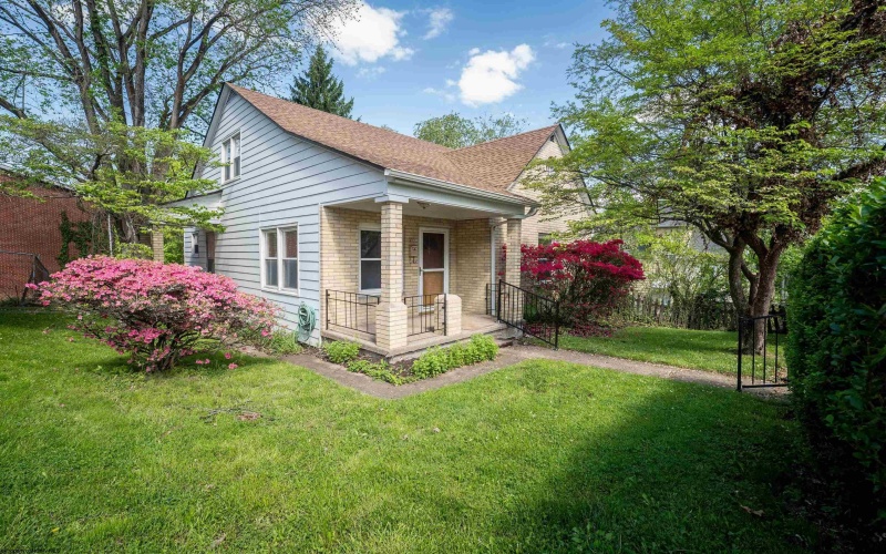 28 West Street, Westover, West Virginia 26501, 3 Bedrooms Bedrooms, 6 Rooms Rooms,1 BathroomBathrooms,Single Family Detached,For Sale,West,10159353