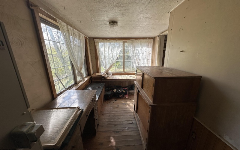 130 Otter Lane, Gassaway, West Virginia 26624, 2 Bedrooms Bedrooms, 6 Rooms Rooms,1 BathroomBathrooms,Single Family Detached,For Sale,Otter,10162293 130 Otter Lane, Gassaway, West Virginia 26624, 2 Bedrooms Bedrooms, 6 Rooms Rooms,1 BathroomBathrooms,Single Family Detached,For Sale,Otter,10162293