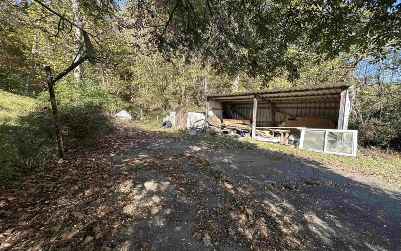 130 Otter Lane, Gassaway, West Virginia 26624, 2 Bedrooms Bedrooms, 6 Rooms Rooms,1 BathroomBathrooms,Single Family Detached,For Sale,Otter,10162293 130 Otter Lane, Gassaway, West Virginia 26624, 2 Bedrooms Bedrooms, 6 Rooms Rooms,1 BathroomBathrooms,Single Family Detached,For Sale,Otter,10162293