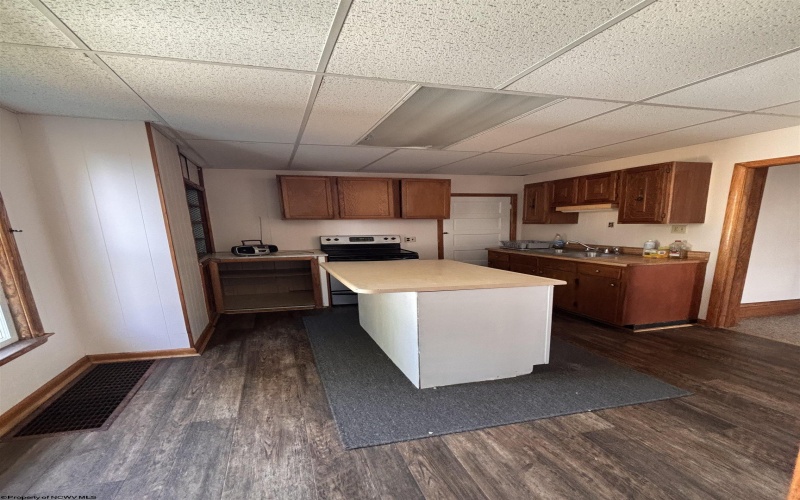 210 Brown Avenue, Belington, West Virginia 26250, 4 Bedrooms Bedrooms, 8 Rooms Rooms,1 BathroomBathrooms,Single Family Detached,For Sale,Brown,10162330 210 Brown Avenue, Belington, West Virginia 26250, 4 Bedrooms Bedrooms, 8 Rooms Rooms,1 BathroomBathrooms,Single Family Detached,For Sale,Brown,10162330