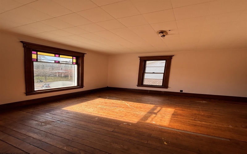 210 Brown Avenue, Belington, West Virginia 26250, 4 Bedrooms Bedrooms, 8 Rooms Rooms,1 BathroomBathrooms,Single Family Detached,For Sale,Brown,10162330 210 Brown Avenue, Belington, West Virginia 26250, 4 Bedrooms Bedrooms, 8 Rooms Rooms,1 BathroomBathrooms,Single Family Detached,For Sale,Brown,10162330