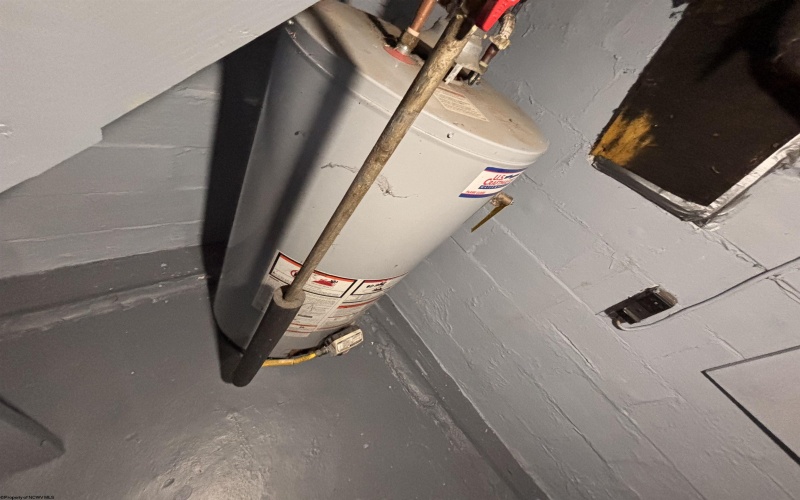 210 Brown Avenue, Belington, West Virginia 26250, 4 Bedrooms Bedrooms, 8 Rooms Rooms,1 BathroomBathrooms,Single Family Detached,For Sale,Brown,10162330 210 Brown Avenue, Belington, West Virginia 26250, 4 Bedrooms Bedrooms, 8 Rooms Rooms,1 BathroomBathrooms,Single Family Detached,For Sale,Brown,10162330