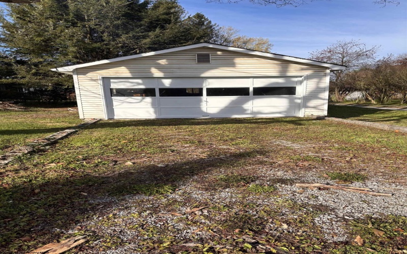 210 Brown Avenue, Belington, West Virginia 26250, 4 Bedrooms Bedrooms, 8 Rooms Rooms,1 BathroomBathrooms,Single Family Detached,For Sale,Brown,10162330 210 Brown Avenue, Belington, West Virginia 26250, 4 Bedrooms Bedrooms, 8 Rooms Rooms,1 BathroomBathrooms,Single Family Detached,For Sale,Brown,10162330