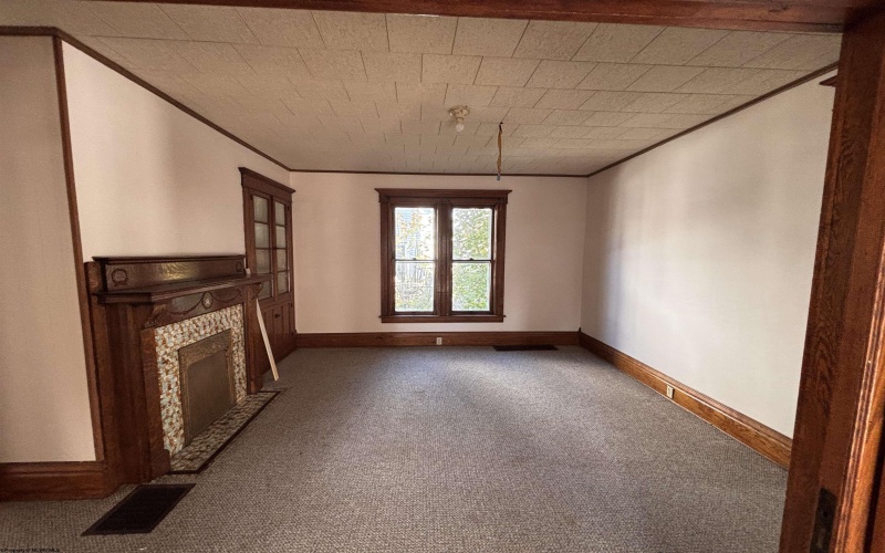 210 Brown Avenue, Belington, West Virginia 26250, 4 Bedrooms Bedrooms, 8 Rooms Rooms,1 BathroomBathrooms,Single Family Detached,For Sale,Brown,10162330 210 Brown Avenue, Belington, West Virginia 26250, 4 Bedrooms Bedrooms, 8 Rooms Rooms,1 BathroomBathrooms,Single Family Detached,For Sale,Brown,10162330